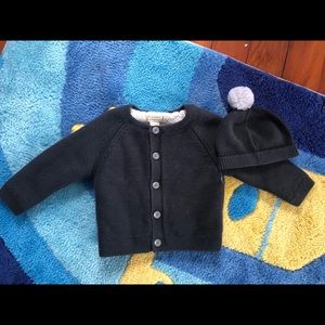 Fleece-lined sweater with matching hat